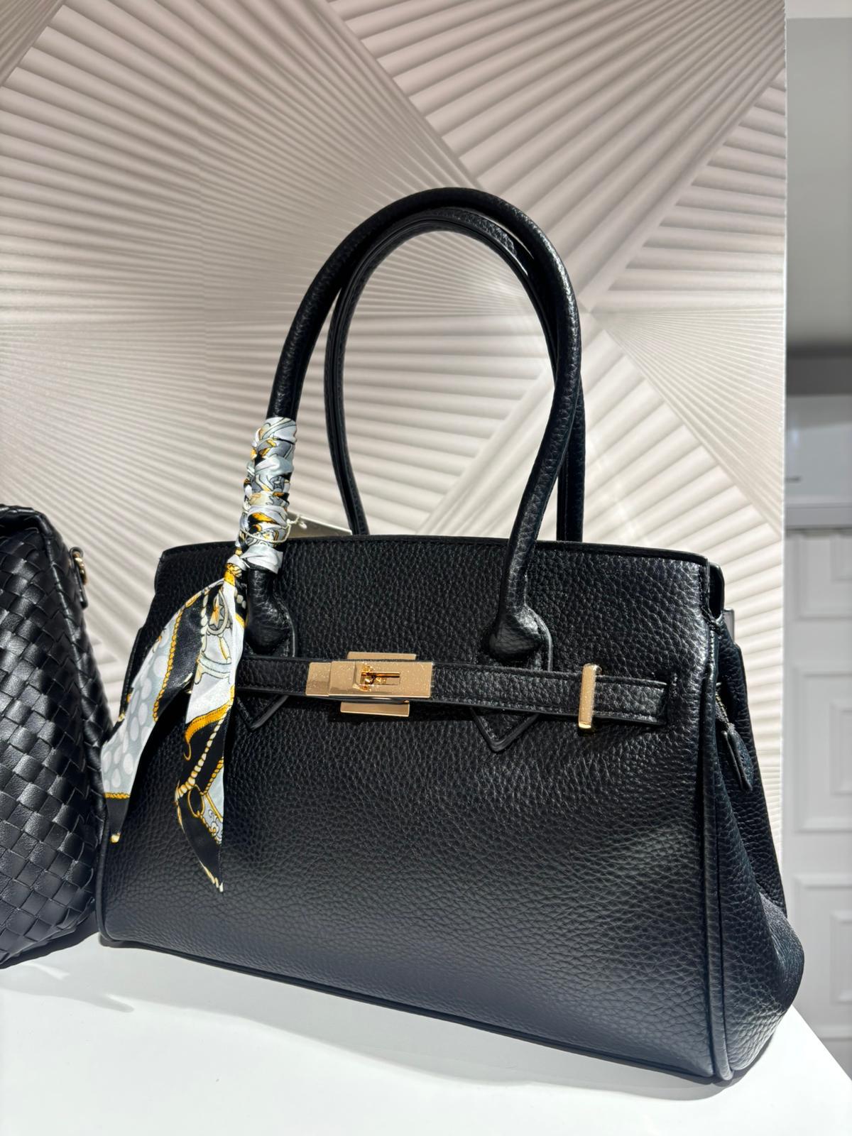 BORSA FLAVIA