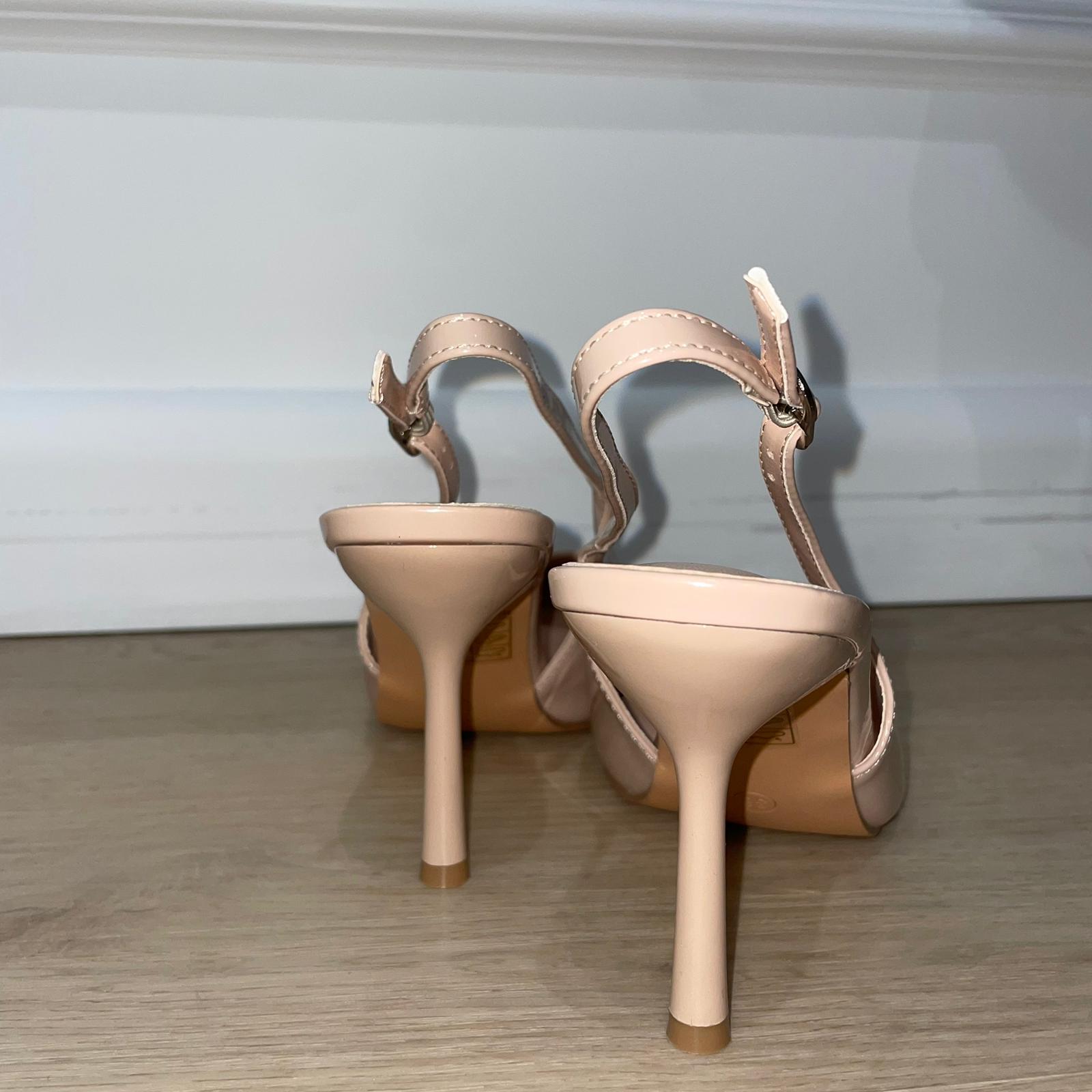 SCARPA CON TACCO NUDE