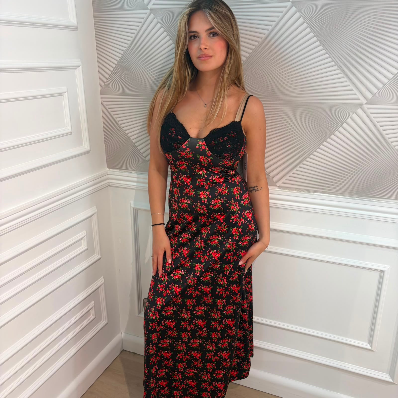 ABITO EVA