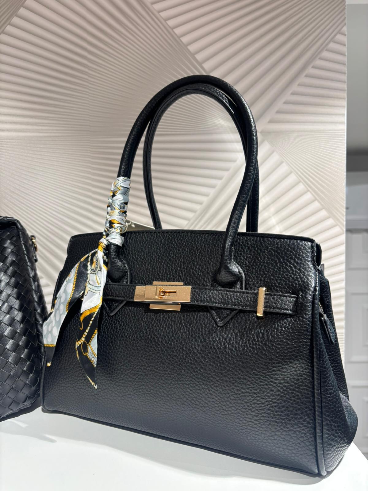 BORSA FLAVIA