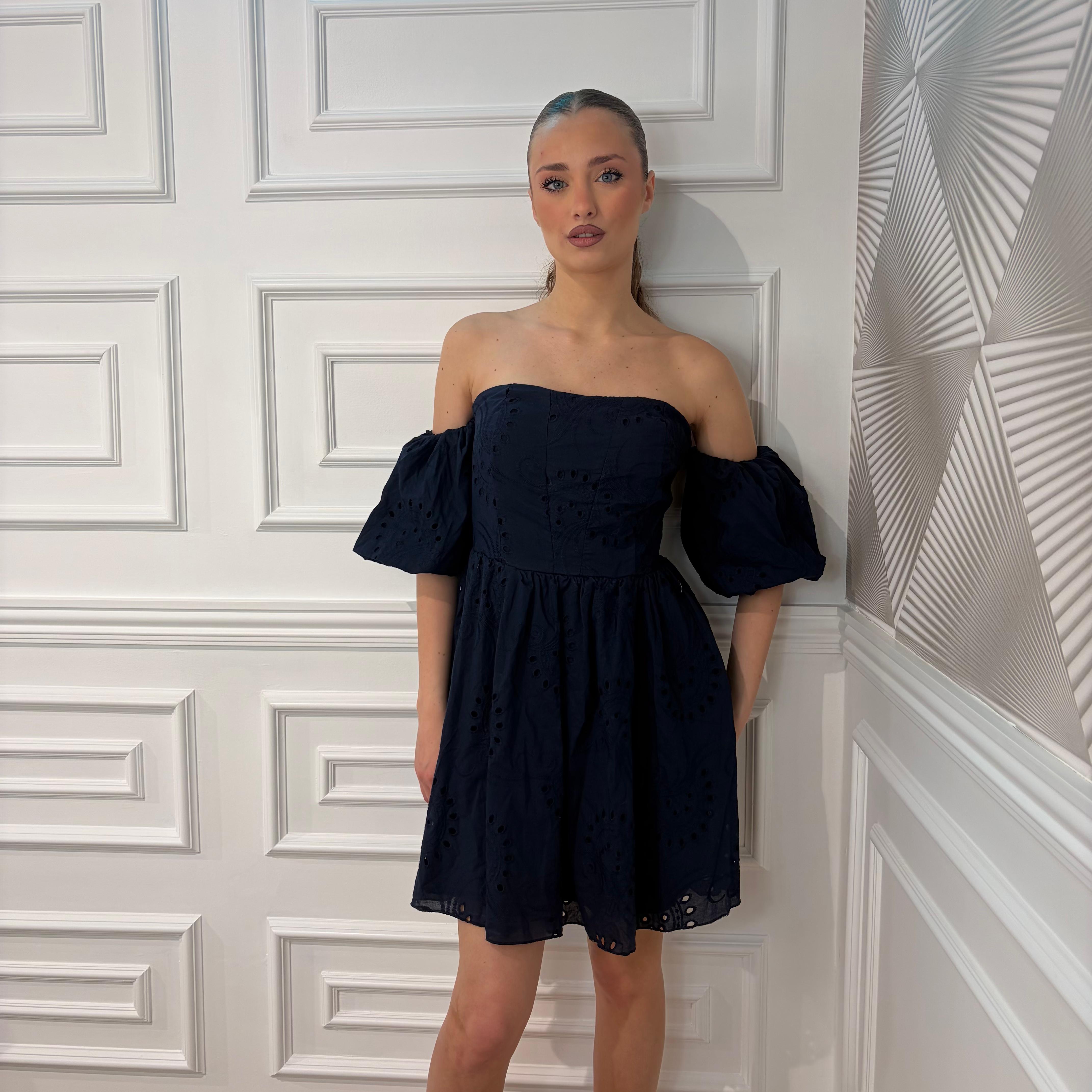 ABITO GIULIA