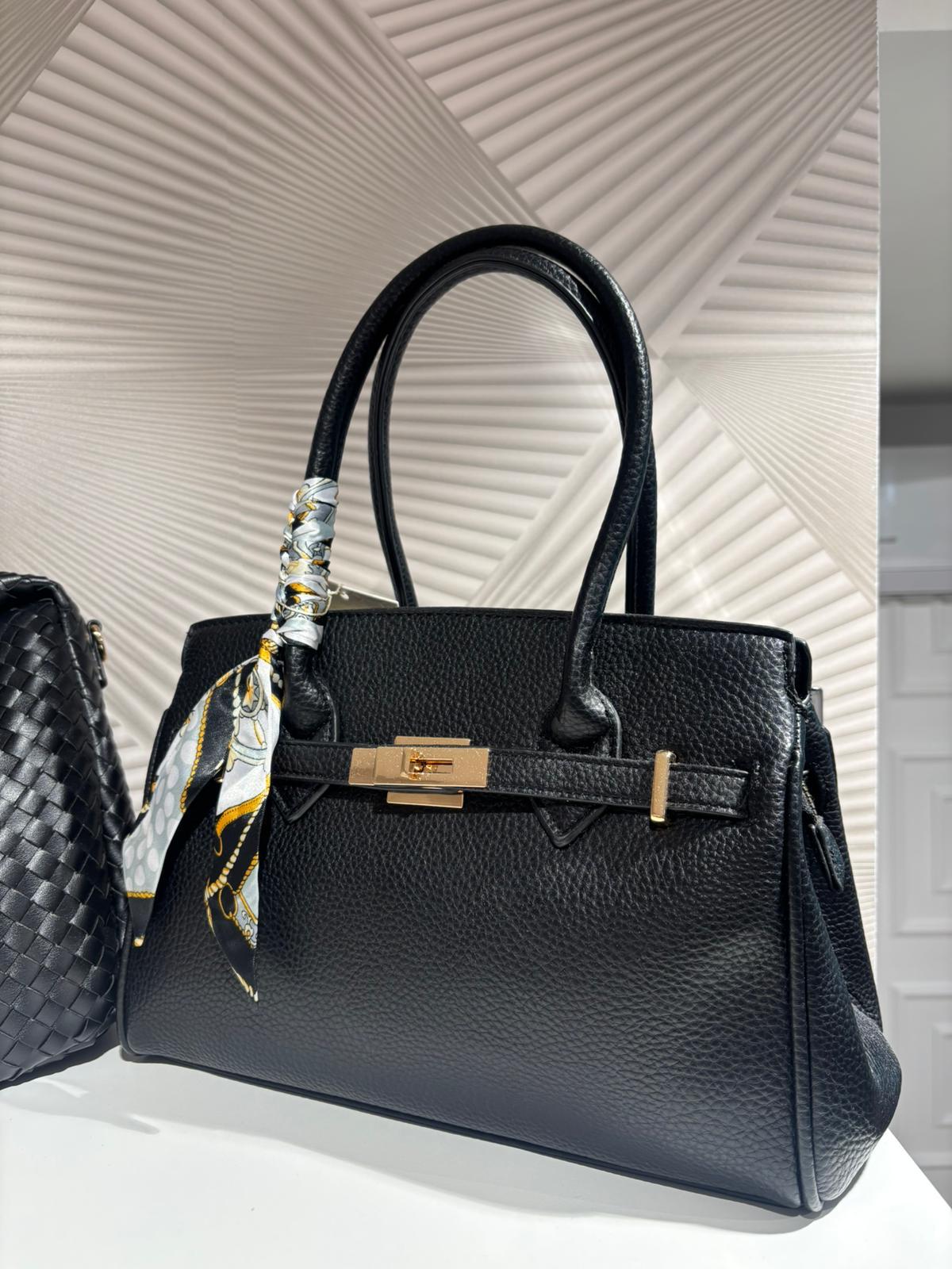 BORSA FLAVIA