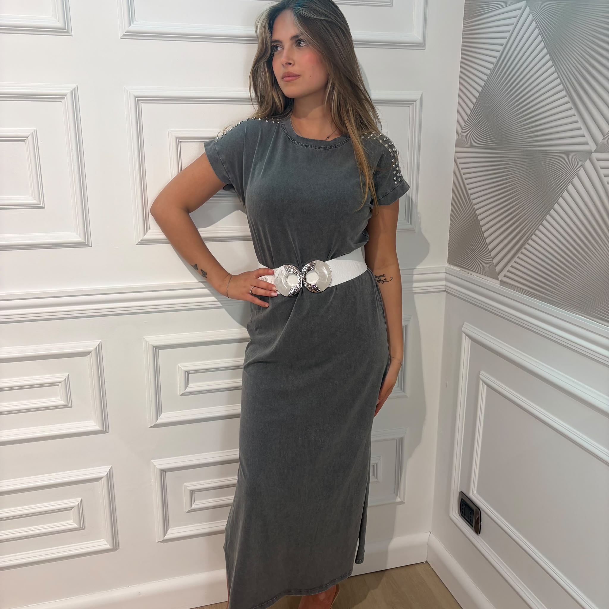 ABITO LUCREZIA