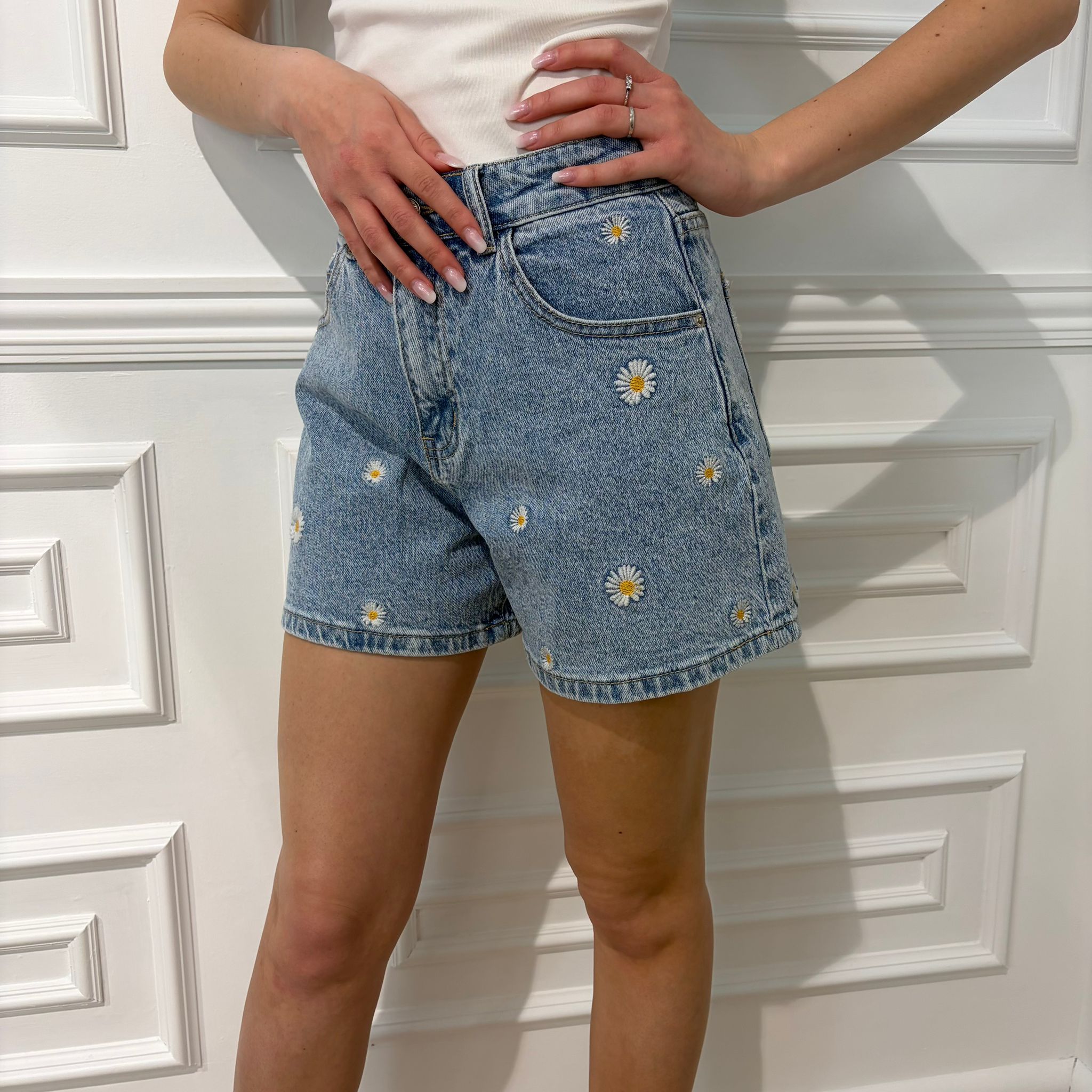 PANTALONCINO MARGHERITA