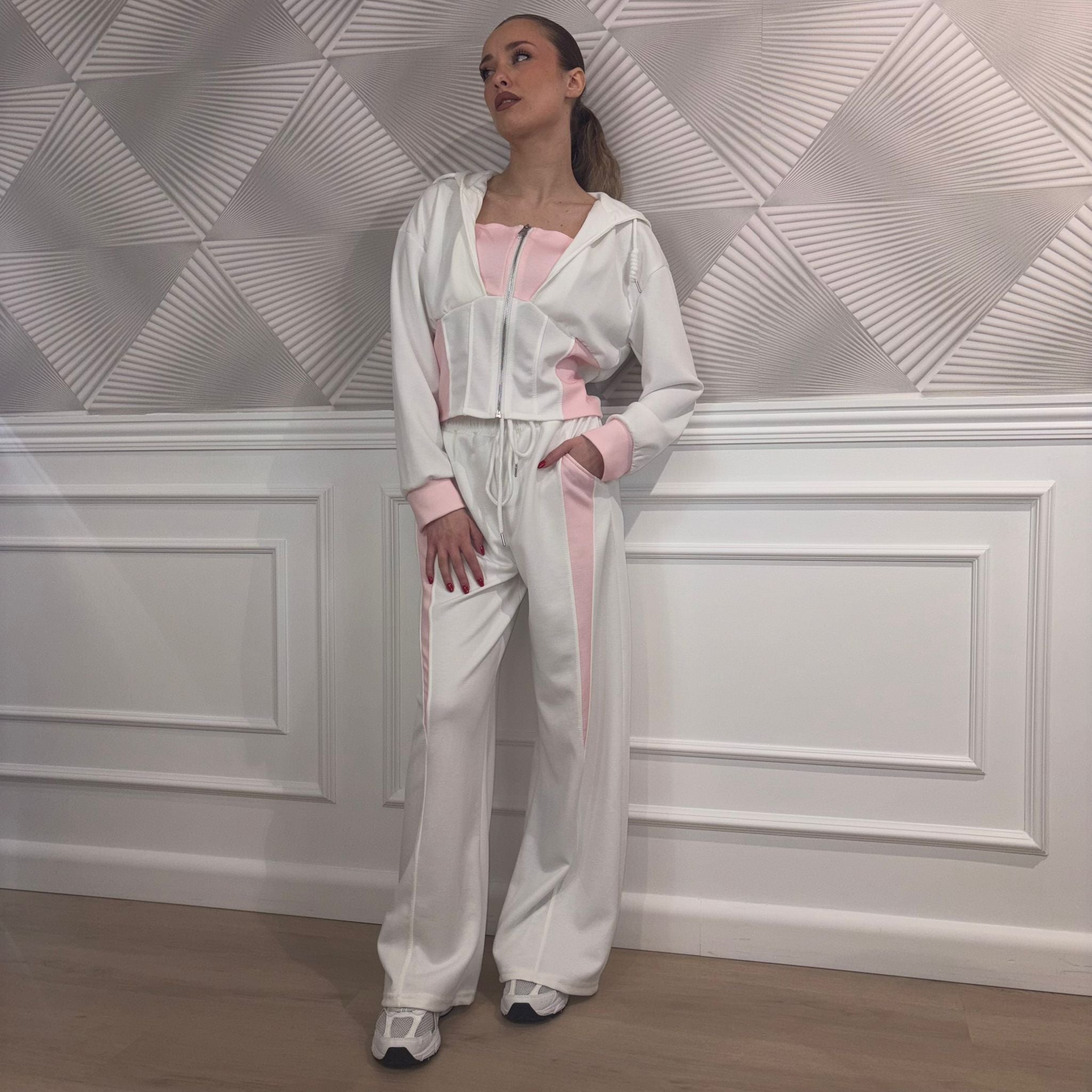 TUTA MILENA