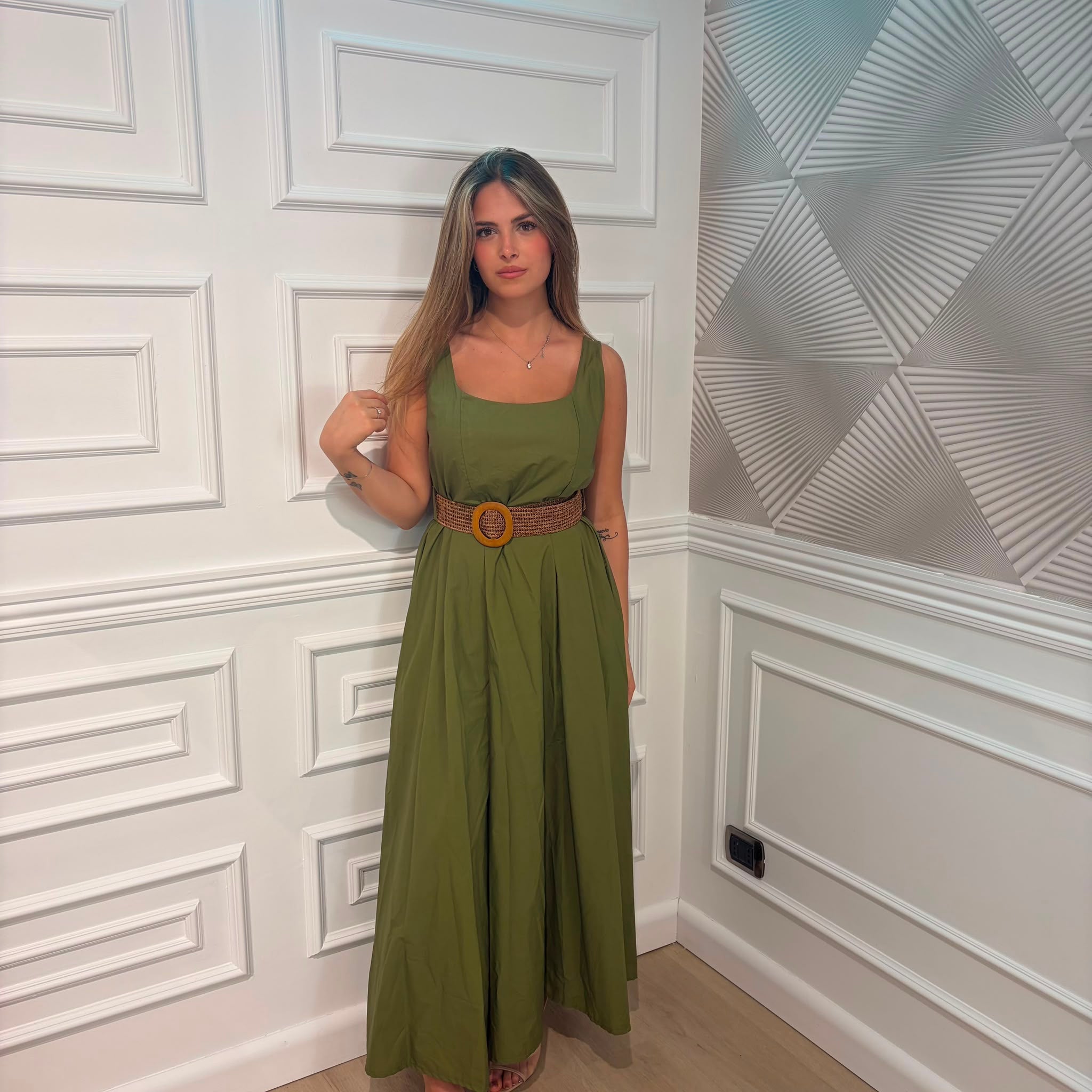 ABITO NADIA